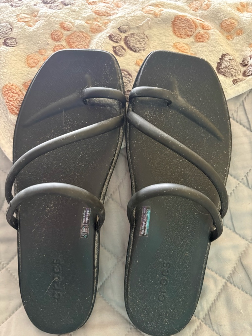 CROCS Women's Black Square-Toe Strappy Sandals
